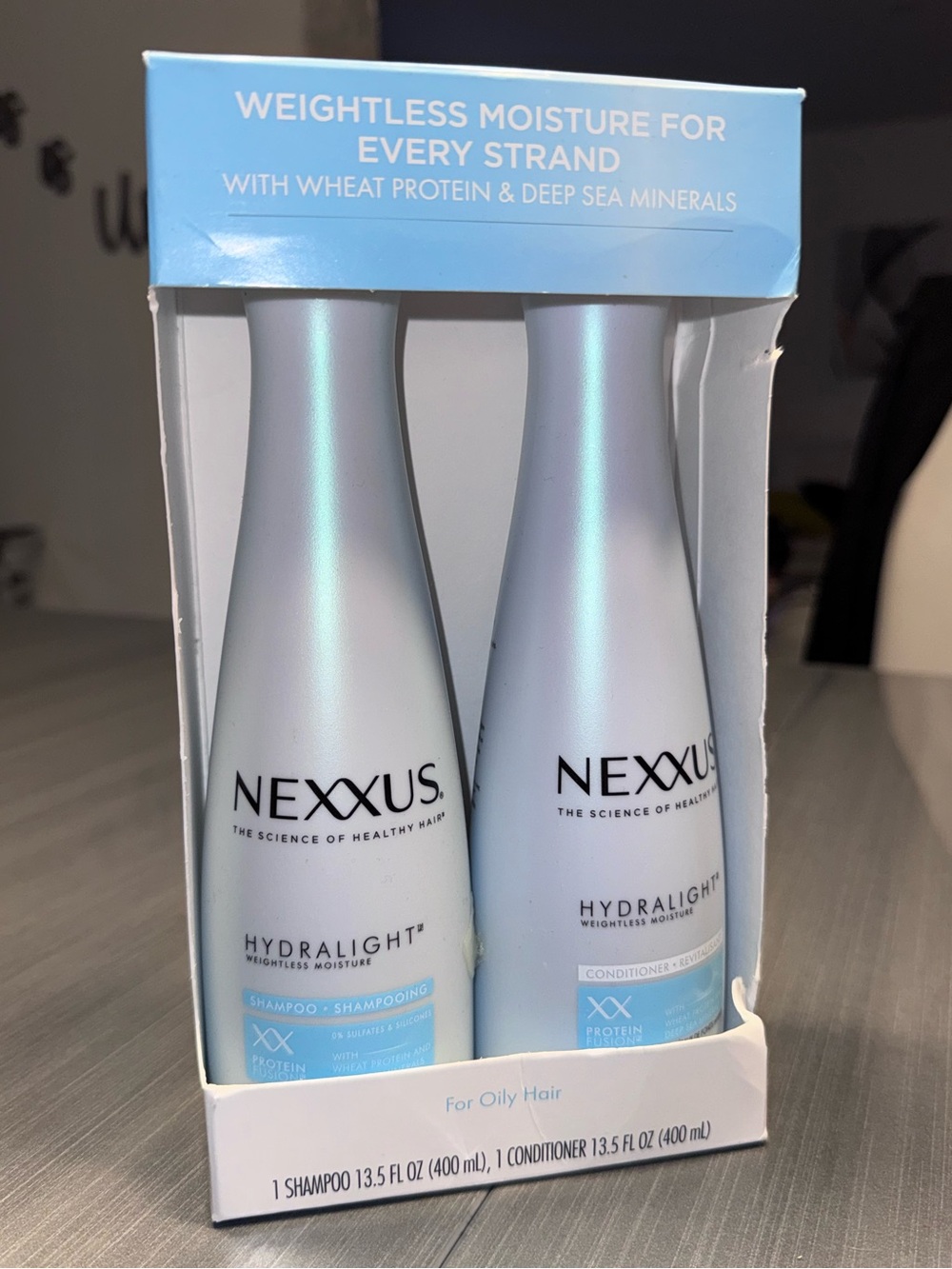 Nexxus Hydralight Weightless Moisture Shampoo & Conditioner Set